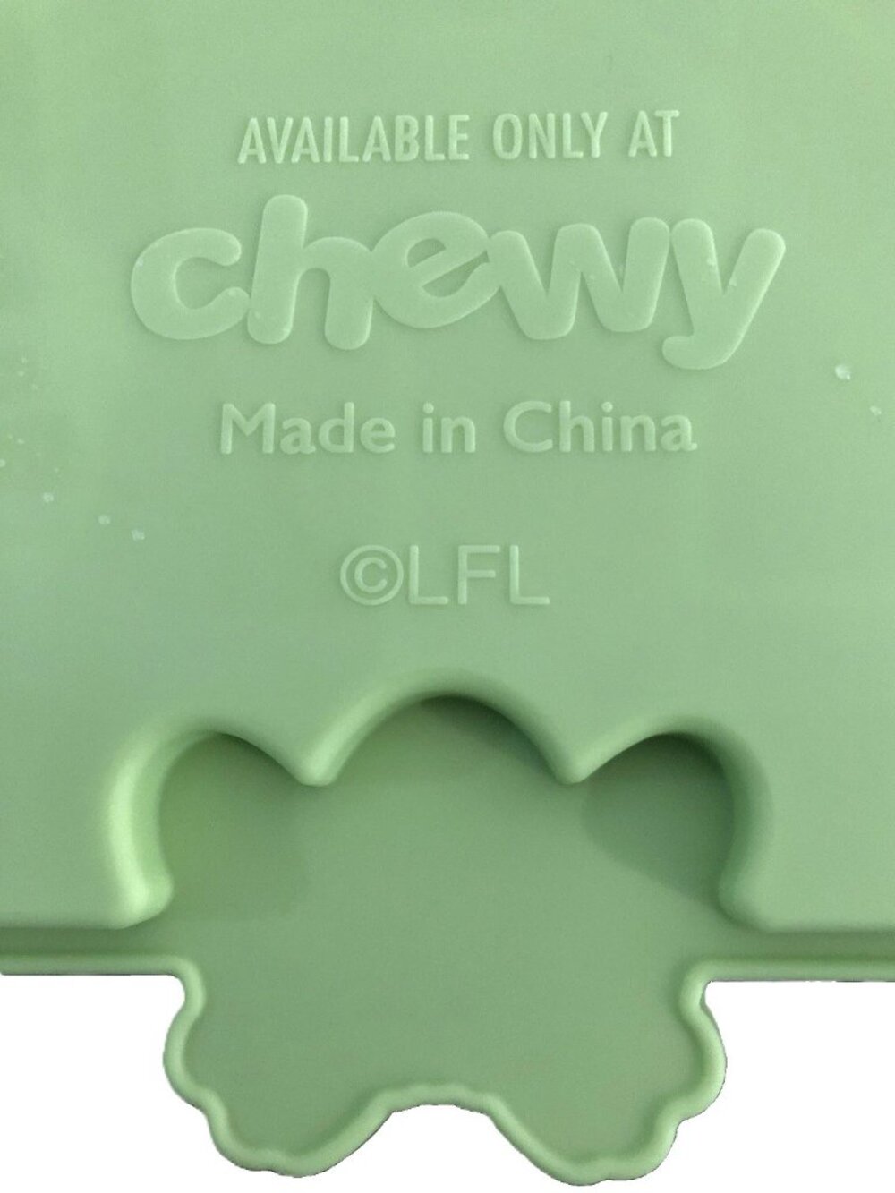 𝗰𝗵𝗲𝘄𝘆 𝗦𝗧𝗔𝗥 𝗪𝗔𝗥𝗦 THE MANDALORIAN THE CHILD Snack Pet Food Mat Green - Picture 9 of 14